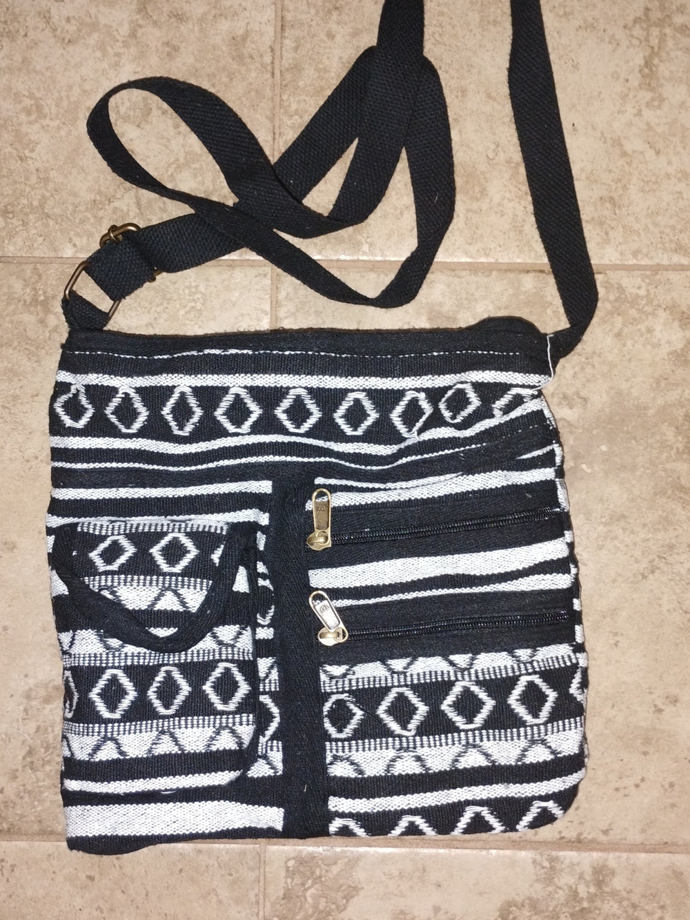 Black & White Aztec-Pattern Crossbody Bag